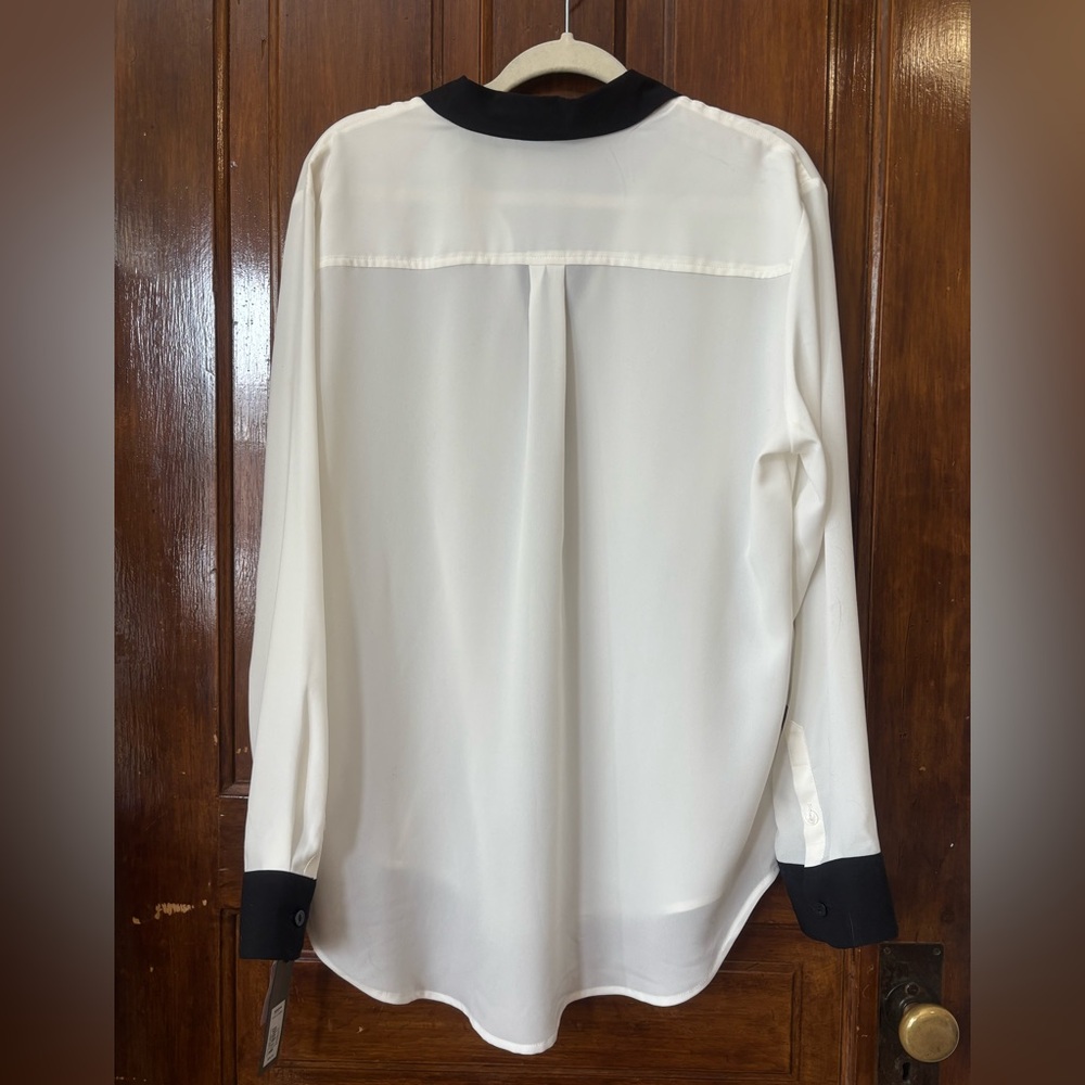 Classical Minimalist Cream Black Work Blouse - Picture 5 of 6